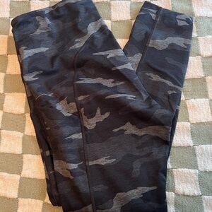 Camp  Athleta 7/8 leggings